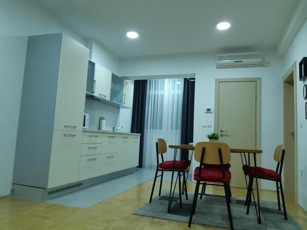 For5 Apartment จาโกโว ภายนอก รูปภาพ